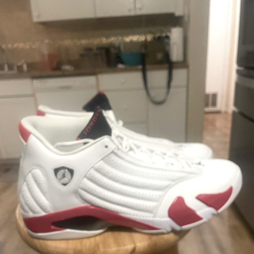 Jordan Retro 14 Candy Cane size 15 only worn once